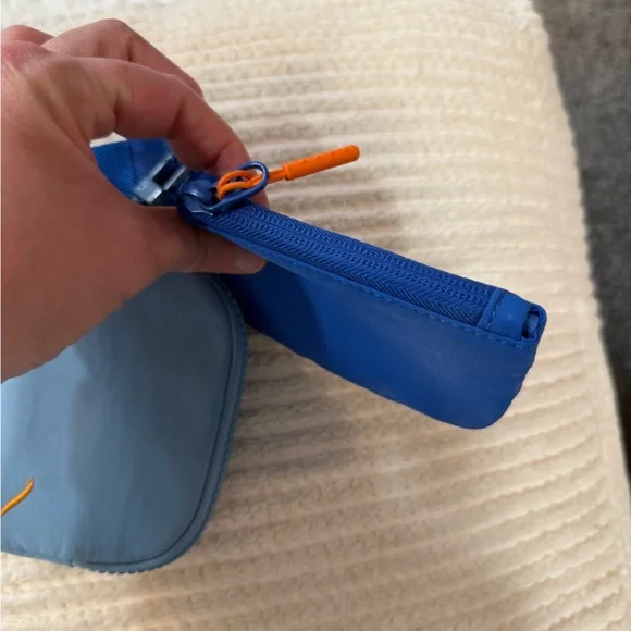 NWOT Blue and Orange Wristlet Set - Picture 4 of 5